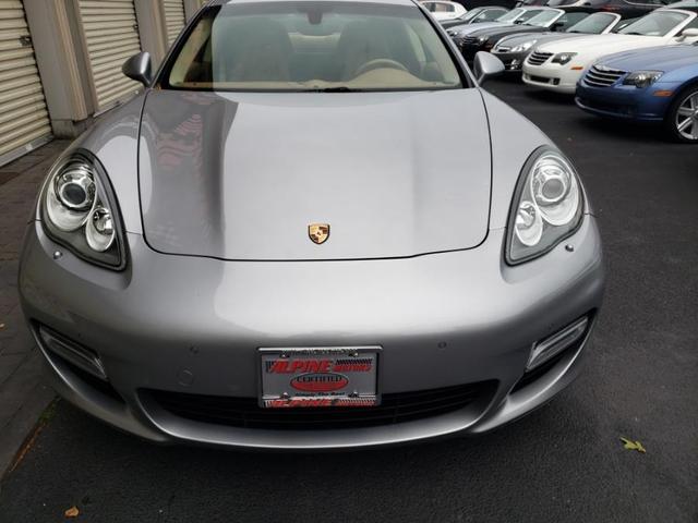 Photo of 2011 GT Silver Metallic Porsche Panamera