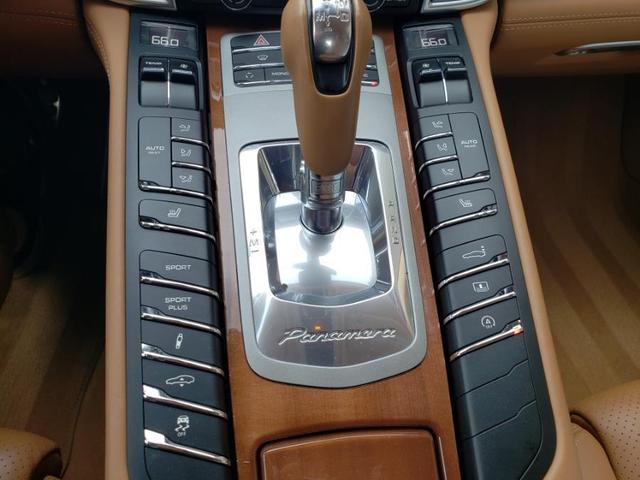 Photo of 2011 GT Silver Metallic Porsche Panamera