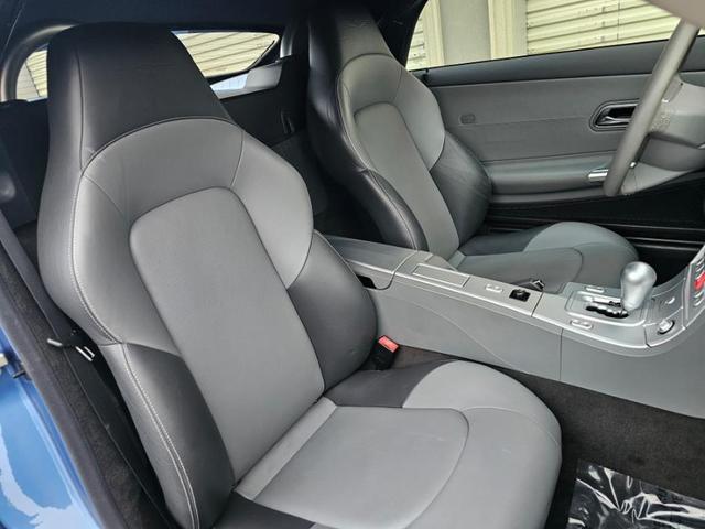 Photo of 2008 Aero Blue Pearl Chrysler Crossfire