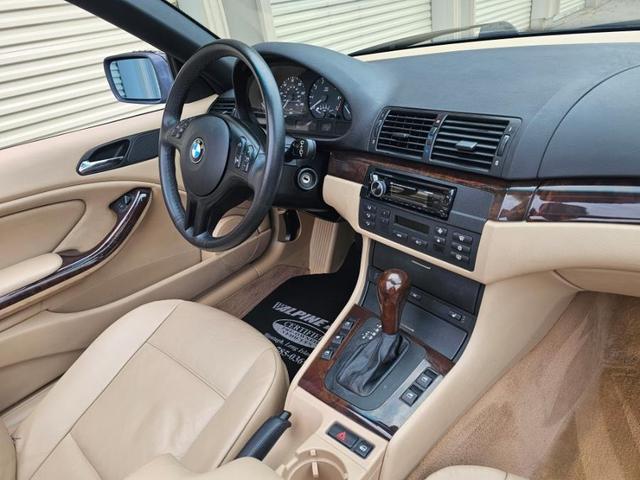 Photo of 2004 Jet Black BMW 325