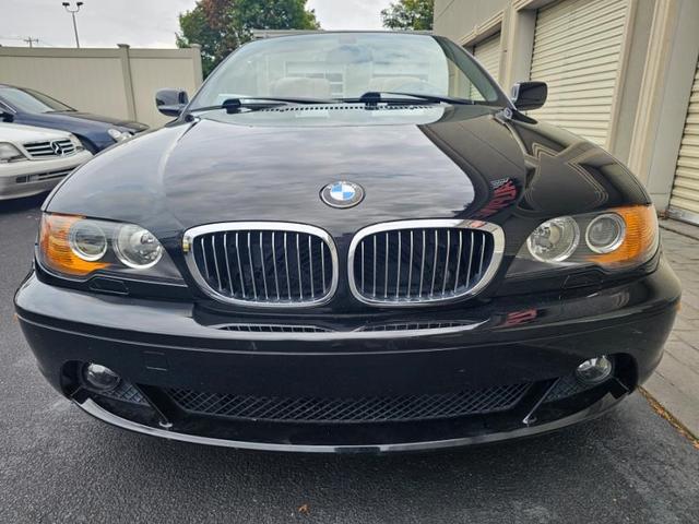 Photo of 2004 Jet Black BMW 325