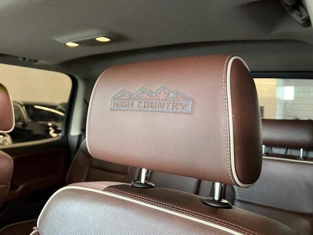 Photo of 2016 Iridescent Pearl Tricoat (g1w) Chevrolet Silverado 1500