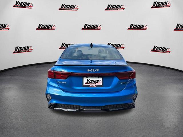 Photo of 2024 Sporty Blue Kia Forte
