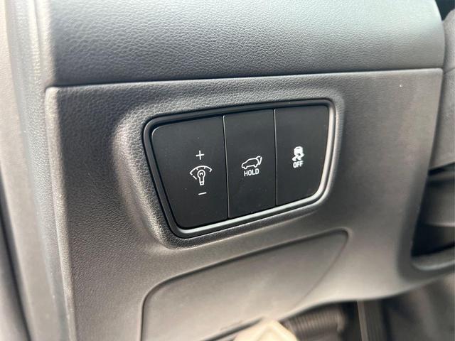 Photo of 2024 Hampton Gray Hyundai TUCSON