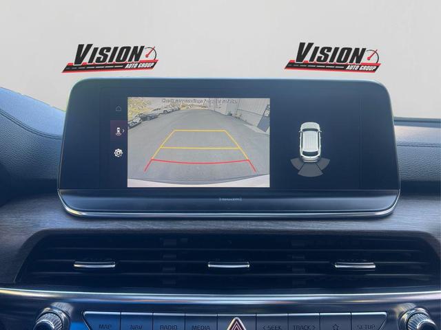 Photo of 2021 Glacial White Pearl Kia Telluride