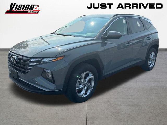 Photo of 2024 Hampton Gray Hyundai TUCSON