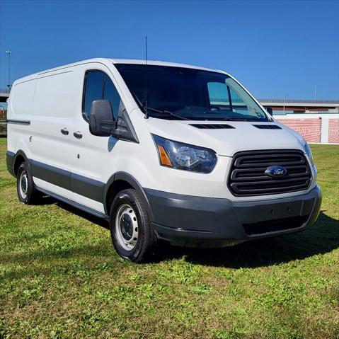 2017 Ford Transit-150