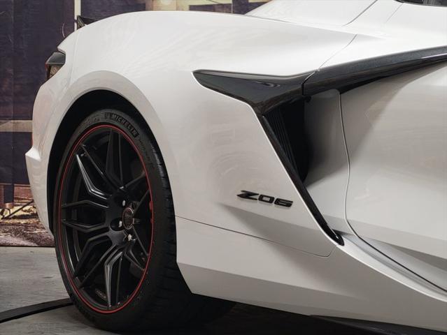 Photo of 2023 White Pearl Chevrolet Corvette