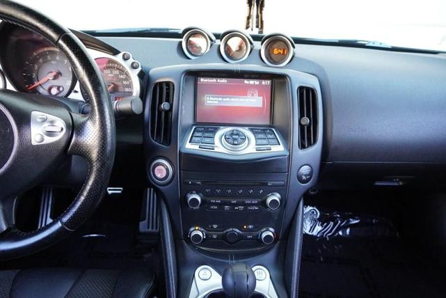 Photo of 2010 Magnetic Black Metallic Nissan 370Z