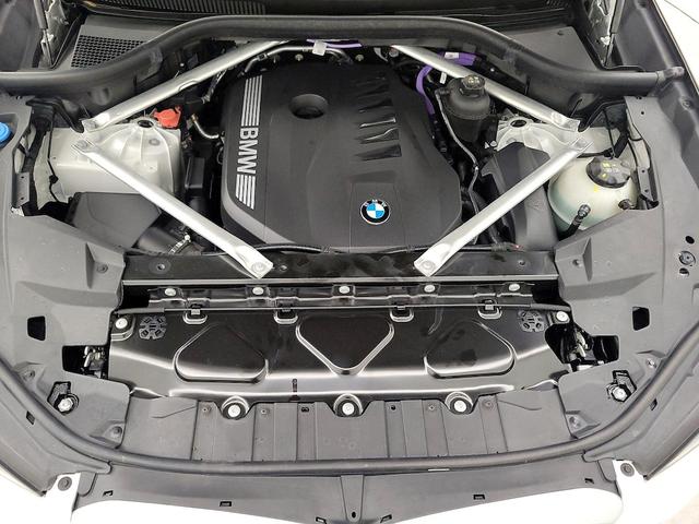 Photo of 2025 White BMW X5