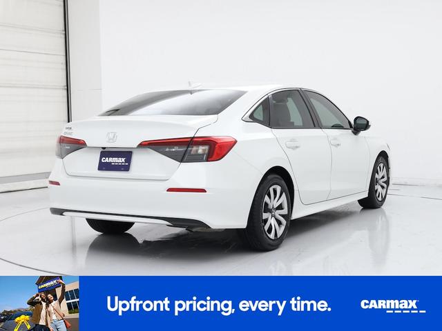 Photo of 2024 White Honda Civic