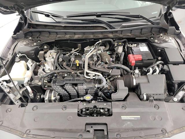 Photo of 2022 Gray Nissan Altima