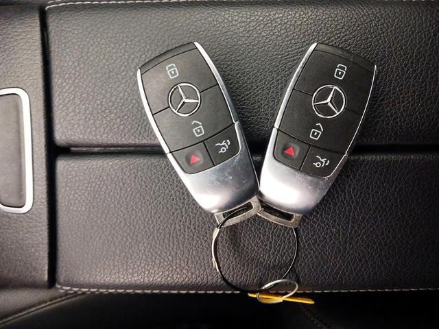 Photo of 2020 Silver Mercedes-Benz GLB 250
