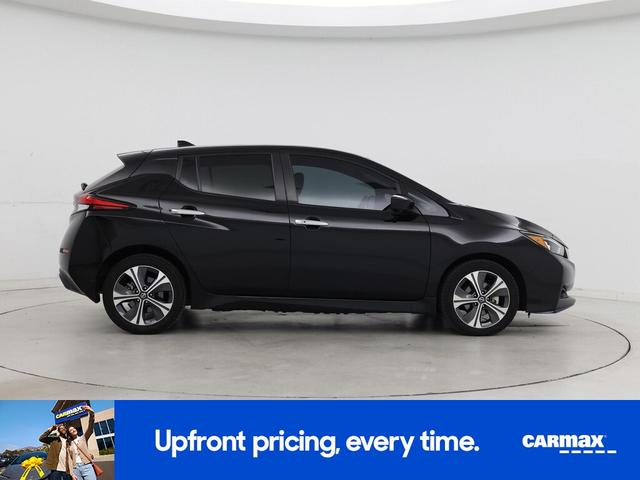 Photo of 2020 Black Nissan Leaf