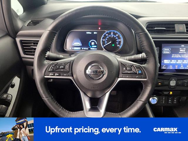 Photo of 2020 Black Nissan Leaf
