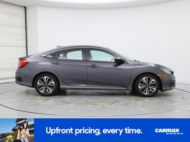 Photo of 2016 Gray Honda Civic