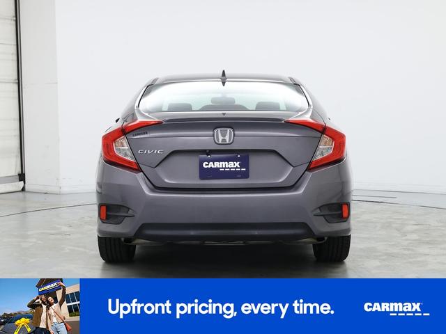 Photo of 2016 Gray Honda Civic