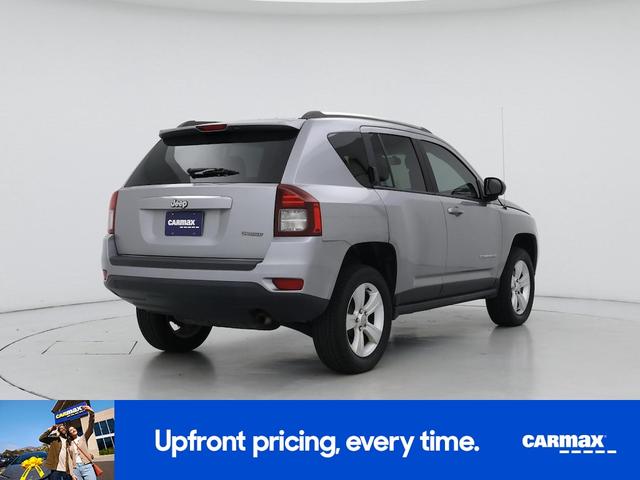 Photo of 2014 Silver Jeep Compass