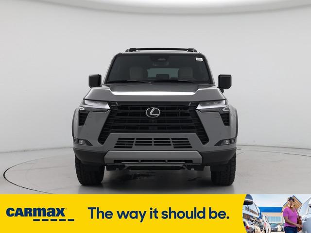 Photo of 2024 Gray Lexus GX 550