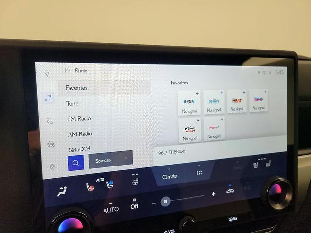 Photo of 2024 Gray Lexus GX 550
