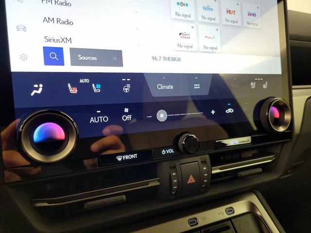 Photo of 2024 Gray Lexus GX 550