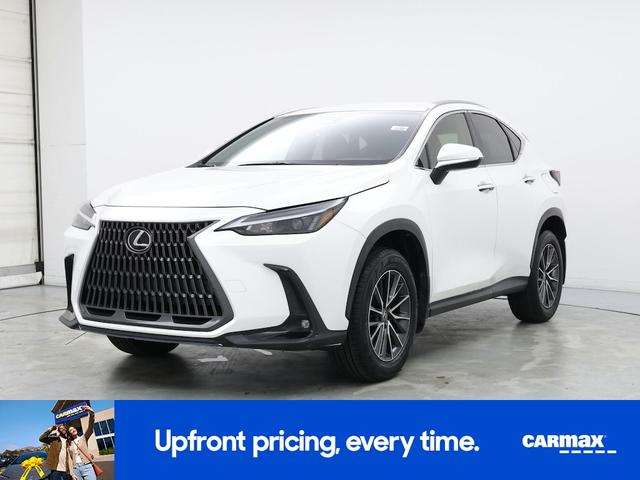 Photo of 2022 White Lexus NX 250