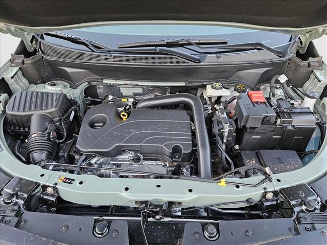 Photo of 2025 Cacti Green Chevrolet Equinox
