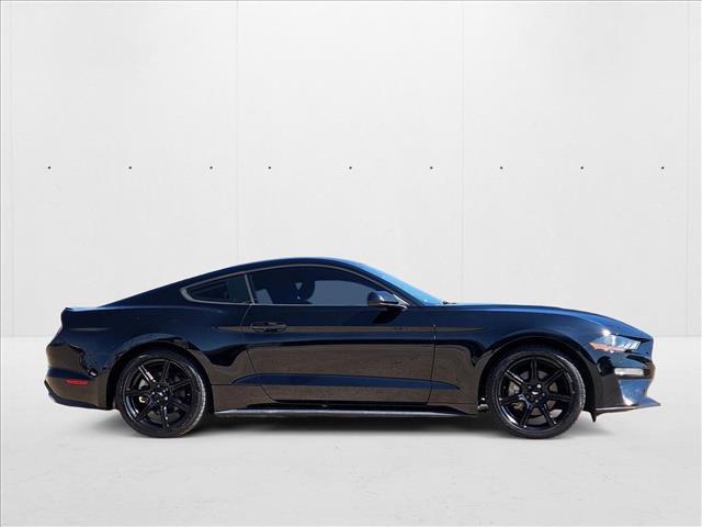 Photo of 2018 Shadow Black Ford Mustang