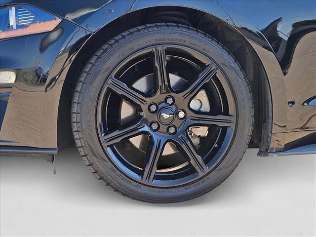 Photo of 2018 Shadow Black Ford Mustang
