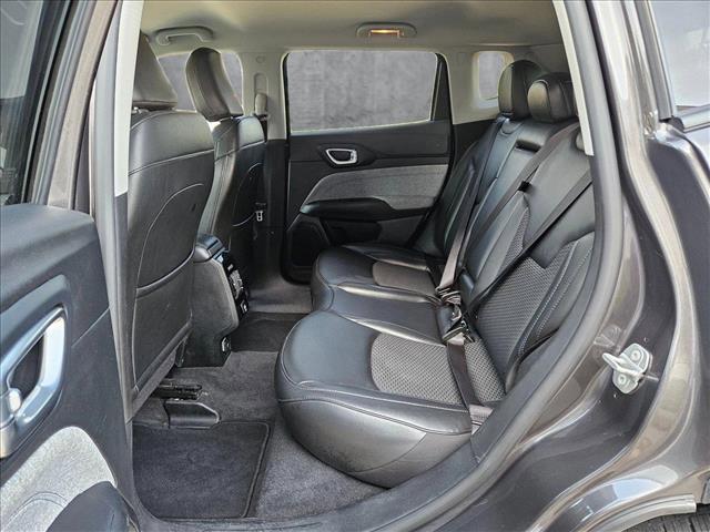 Photo of 2022 Granite Crystal Metallic Clearcoat Jeep Compass