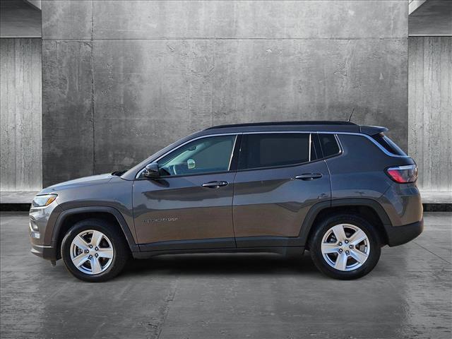Photo of 2022 Granite Crystal Metallic Clearcoat Jeep Compass