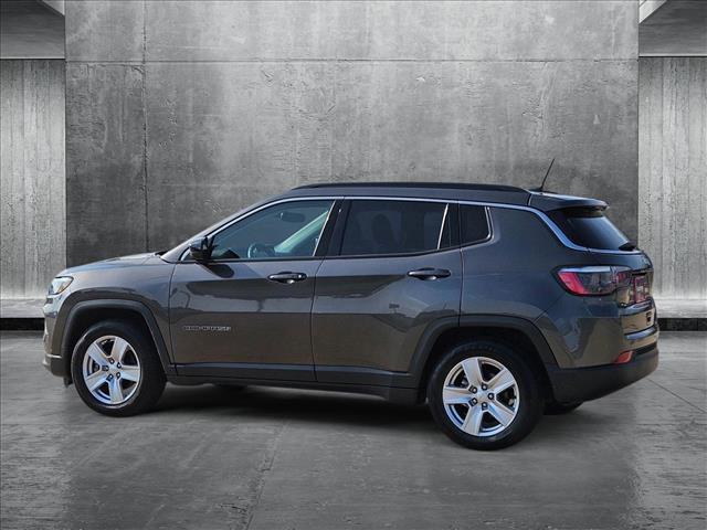 Photo of 2022 Granite Crystal Metallic Clearcoat Jeep Compass
