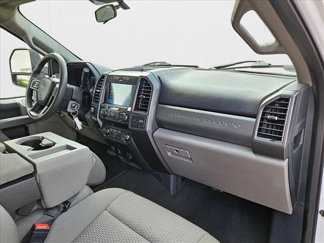 Photo of 2022 Oxford White Ford F-250