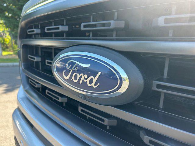 Photo of 2022 Iconic Silver Metallic Ford F-150