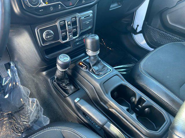 Photo of 2023 Bright White Clearcoat Jeep Wrangler
