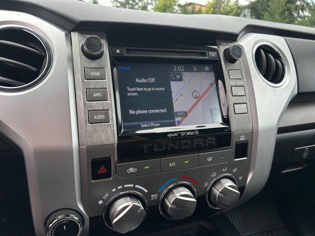 Photo of 2018 Gray Toyota Tundra