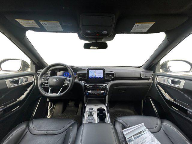 Photo of 2023 Agate Black Metallic Ford Explorer