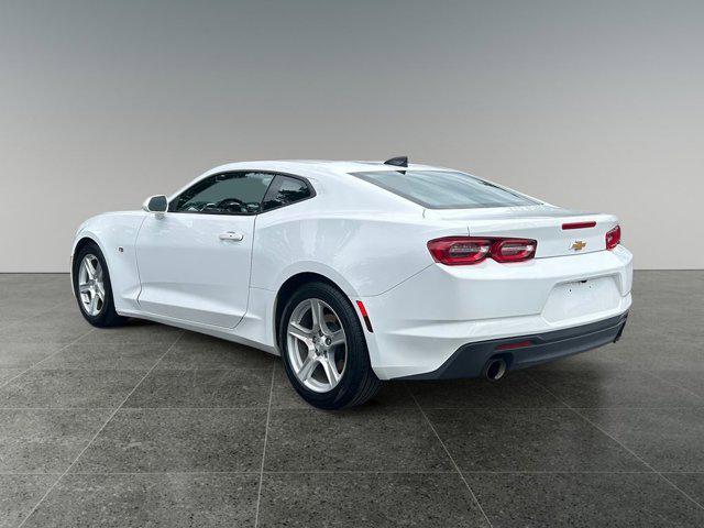 Photo of 2023 Summit White Chevrolet Camaro