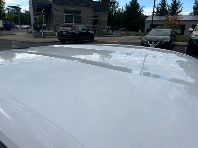 Photo of 2023 Summit White Chevrolet Camaro