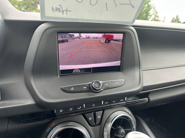 Photo of 2023 Summit White Chevrolet Camaro