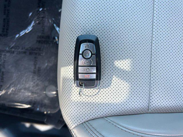 Photo of 2024 Silver Metallic Ford Mustang