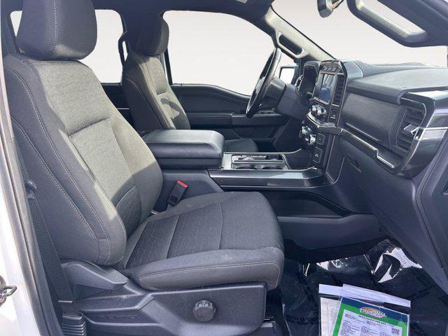 Photo of 2022 Oxford White Ford F-150
