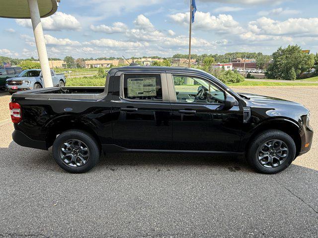 Photo of 2025 Shadow Black Ford Maverick