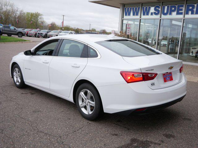 Photo of 2023 Summit White Chevrolet Malibu