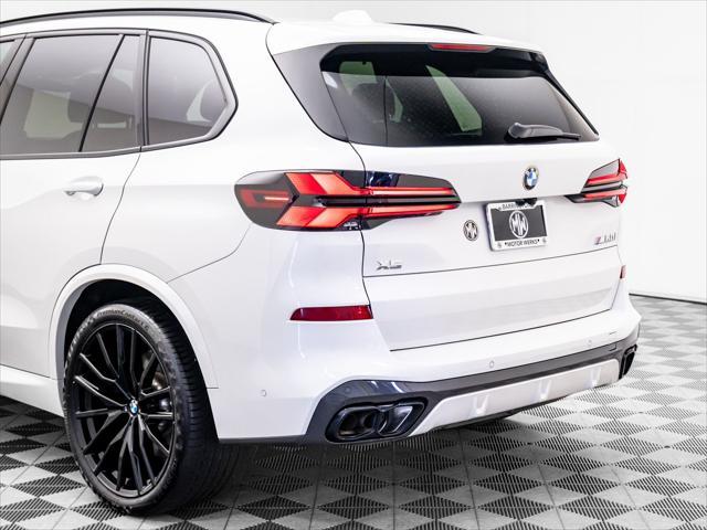 Photo of 2024 Mineral White Metallic BMW X5
