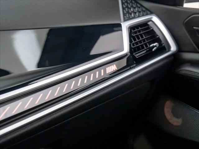 Photo of 2024 Mineral White Metallic BMW X5