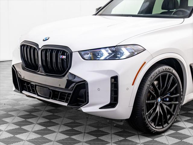 Photo of 2024 Mineral White Metallic BMW X5