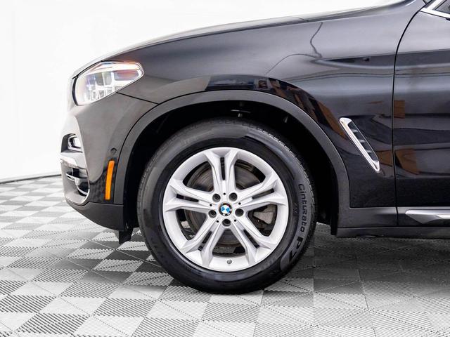 Photo of 2020 Black Sapphire Metallic BMW X3