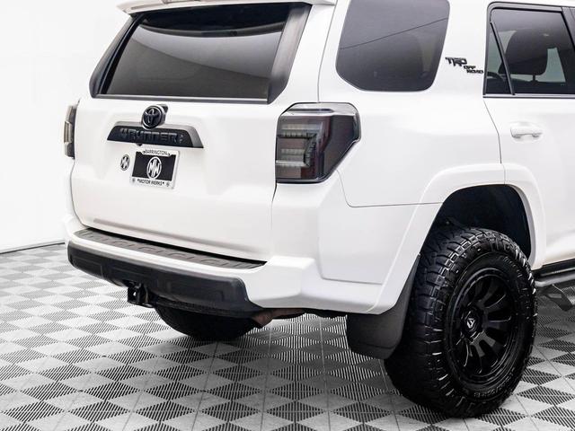 Photo of 2021 Super White Toyota 4Runner