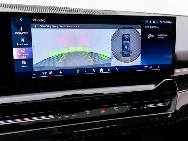 Photo of 2025 Black Sapphire Metallic BMW 530